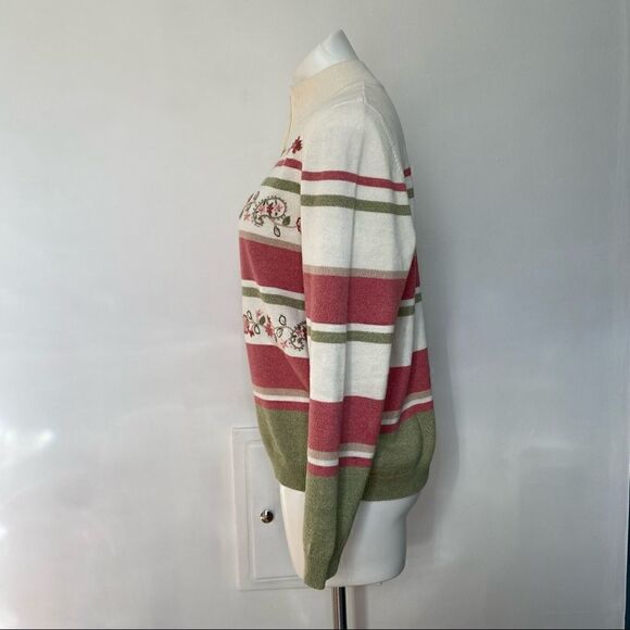90s 1/4 Zip Knit with Floral Embroidery Detail Mom Sweater - Picture 3 of 11